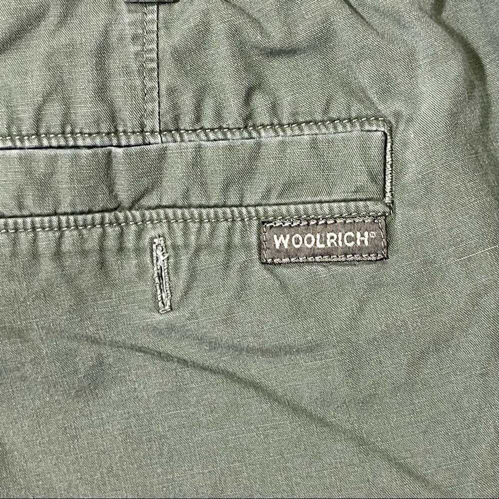 Woolrich Mens Shorts Green Garter Waist size 34 Cotton Short inseam - Picture 3 of 9
